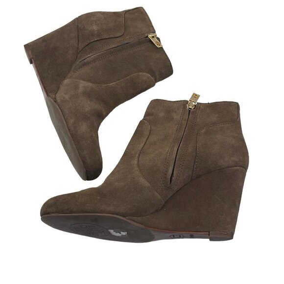 TORY BURCH Leather Milan Wedge Bootie Belted Gold Logo Size 7.5 - Picture 3 of 13